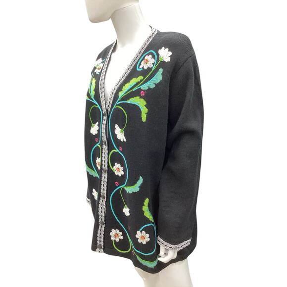NWT Storybook Knits Cardigan Women’s Size 2X Embroidered Flowers Ladybug Motif - Picture 2 of 6